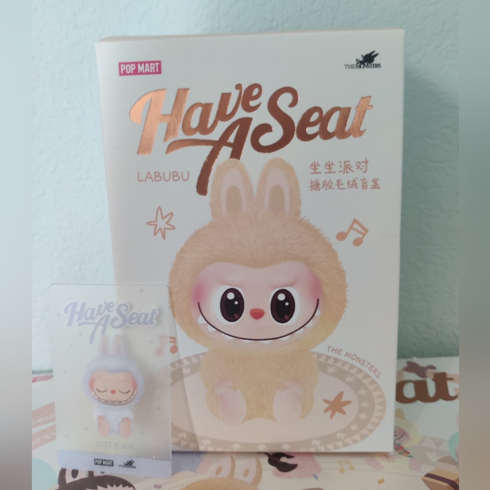 Popmart Labubu Have a seat (Zizi)